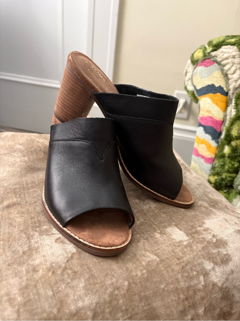 TOMS Black Leather Open-Toe Stacked Heel Mules